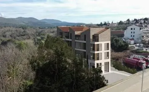 Prodaja, dvosoban stan, 65m², Centar, Tivat - image 1