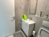 Izdavanje, trosoban stan, 76m², Medijana, Niš - image 14