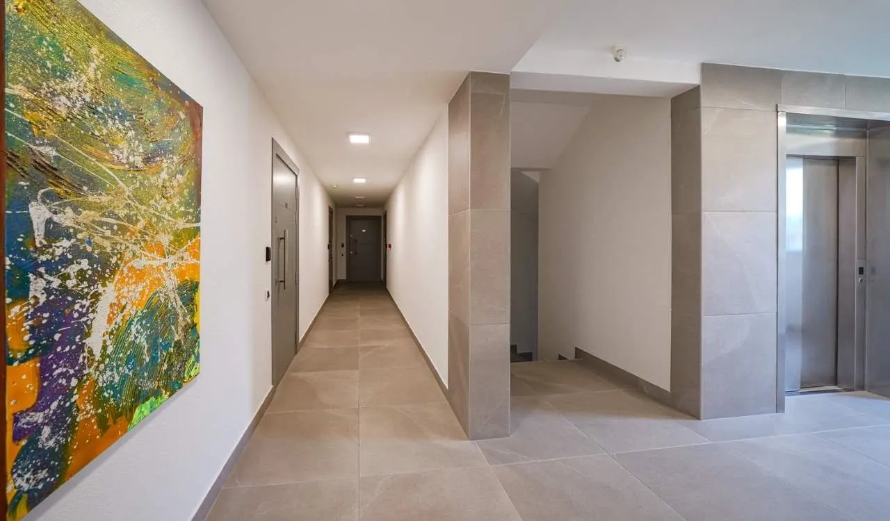 Prodaja, dvosoban stan, 66m², Tivat, Crna Gora