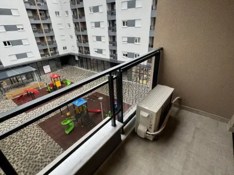 Rent, one bedroom apartment, 48m², Stari Aerodrom, Podgorica - image 9