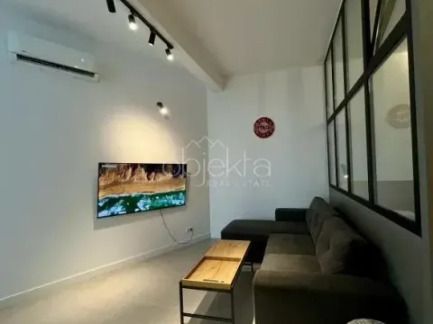Prodaja, stan, 46m², Tivat, Crna Gora - image 3