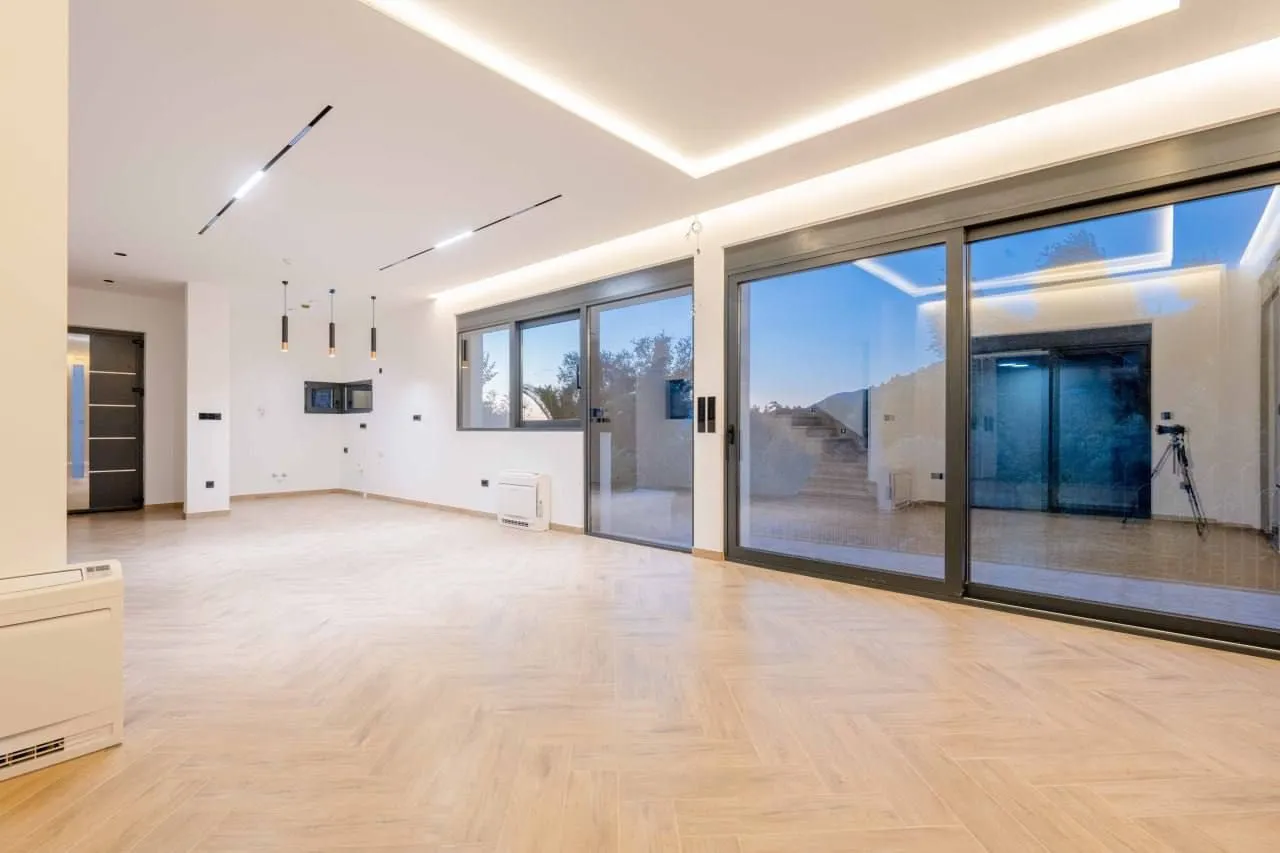 Sale, house, 240m², Kamenovo, Budva