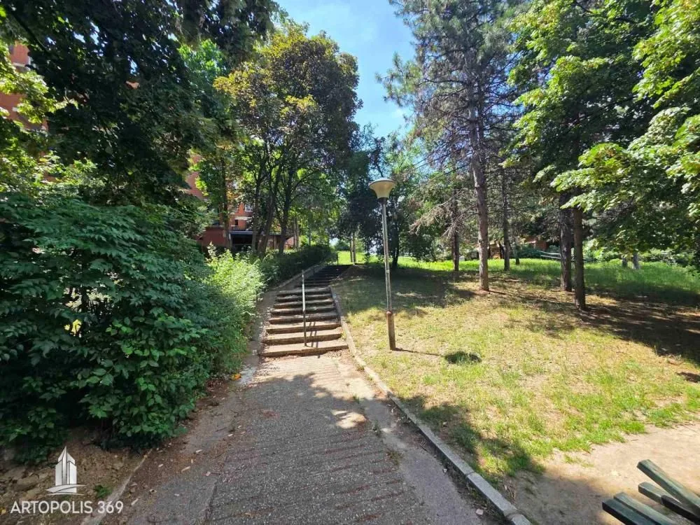 Prodaja, dvosoban stan, 50m², Višnjička Banja, Palilula Sve Podlokacije