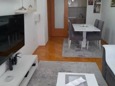 Rent, one bedroom apartment, 46m², Rozino, Budva - image 7