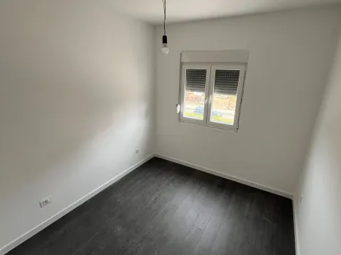 Sale, one bedroom apartment, 38m², Zabjelo, Podgorica - image 7