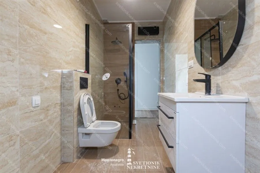 Prodaja, trosoban stan, 146m², Đenovići, Herceg Novi