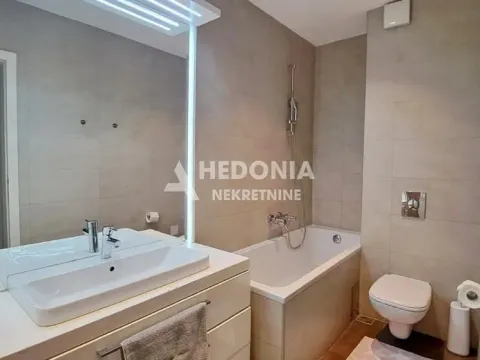 Sale, three bedroom apartment, 83m², Novi Beograd Blok 65, Novi Beograd Sve Podlokacije - image 11