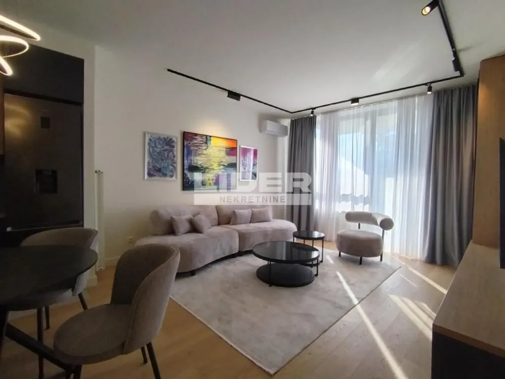 Rent, two bedroom apartment, 62m², Savski Venac, Beograd