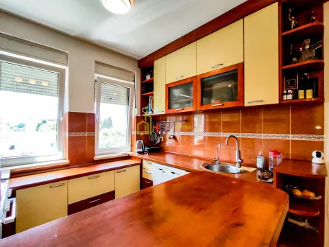 Prodaja, trosoban stan, 92m², Preko Morače, Podgorica - image 16