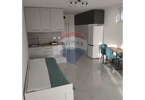 Prodaja, garsonjera, 35m², Kruče, Ulcinj - image 4