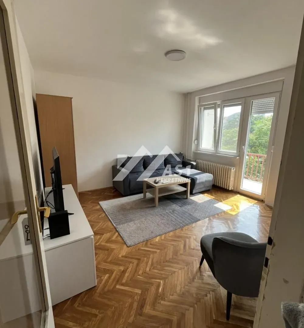 Izdavanje, dvosoban stan, 53m², Grbavica, Novi Sad Sve Podlokacije