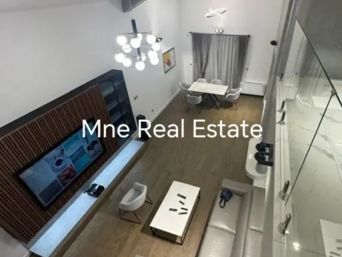 Izdavanje, kuća, 230m², Vranići, Podgorica - image 2