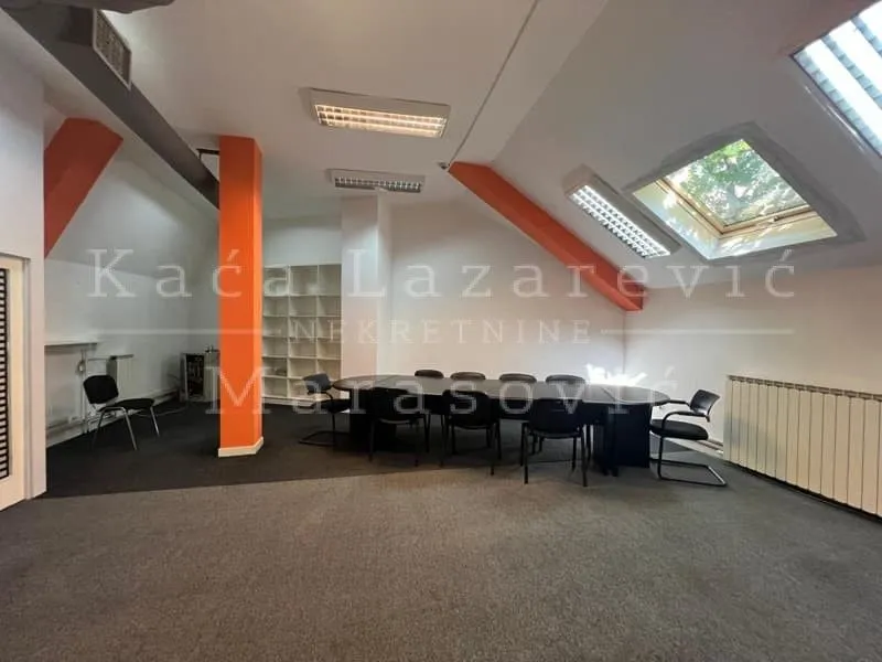 Sale, office space, 310m², Stari Grad, Beograd