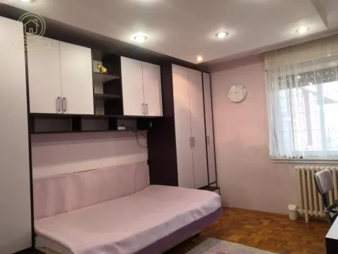 Izdavanje, dvosoban stan, 60m², Bulevar Oslobodjenja, Novi Sad Sve Podlokacije - image 6