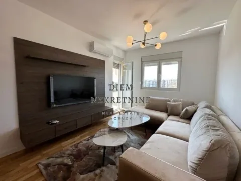 Prodaja, jednosoban stan, 42m², Zabjelo, Podgorica - image 12