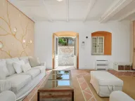 Prodaja, kuća, 381m², Kotor, Crna Gora - image 32