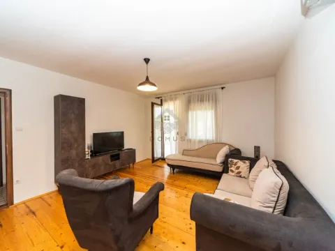 Izdavanje, kuća, 80m², Podgorica, Crna Gora - image 9