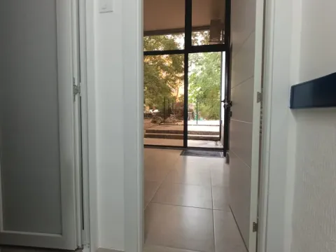 Rent, office space, 50m², Gintaš, Podgorica - image 4
