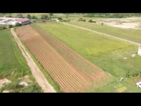 Zemljište in Centar