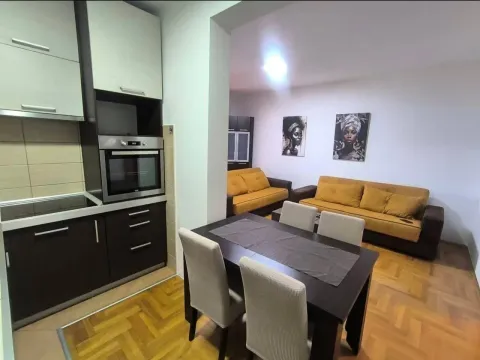 Living room combined with dining area and kitchen. - image 2