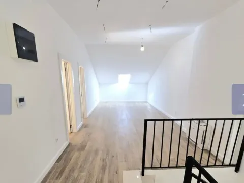 Sale, three bedroom apartment, 140m², Dobrota, Kotor - image 9