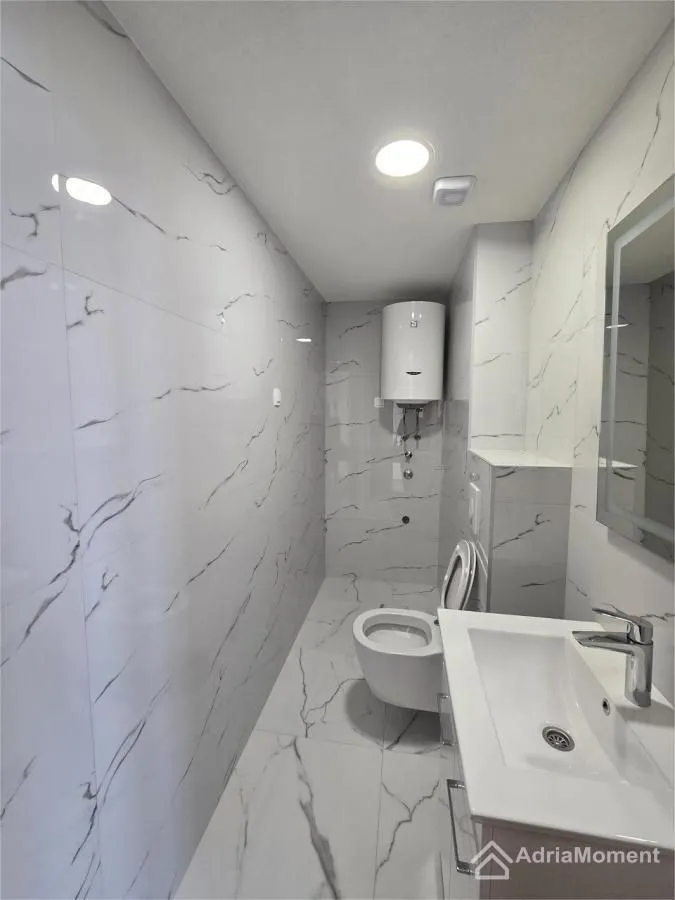Prodaja, dvosoban stan, 114m², Kamenovo, Budva