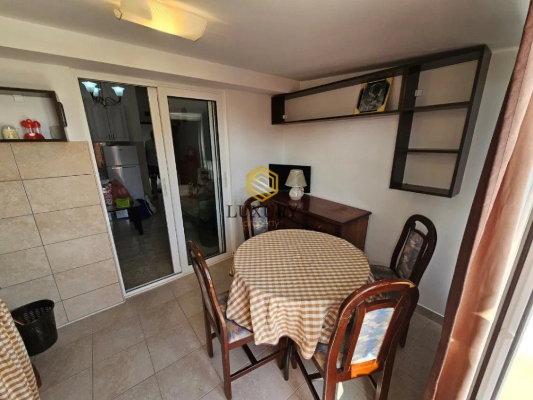 Rent, one bedroom apartment, 41m², Petrovac, Budva