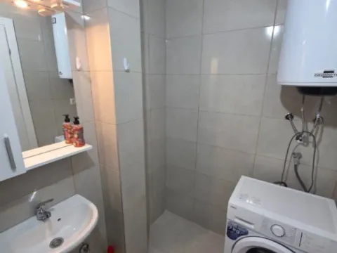 Izdavanje, jednosoban stan, 43m², Zagorič, Podgorica - image 8