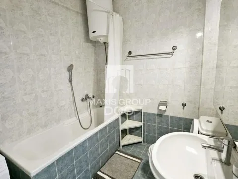 Rent, three bedroom apartment, 90m², Savski Venac, Beograd - image 17
