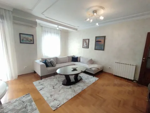 Izdavanje, stan, 94m², Vezirov Most, Podgorica - image 9