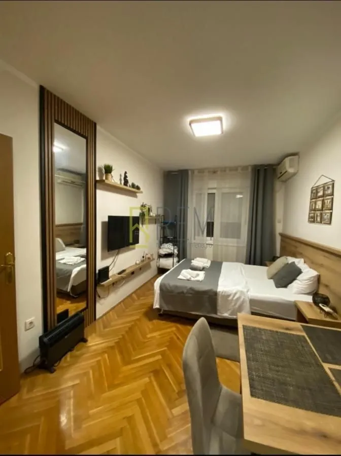 Sale, studio apartment, 24m², Blok 6, Podgorica