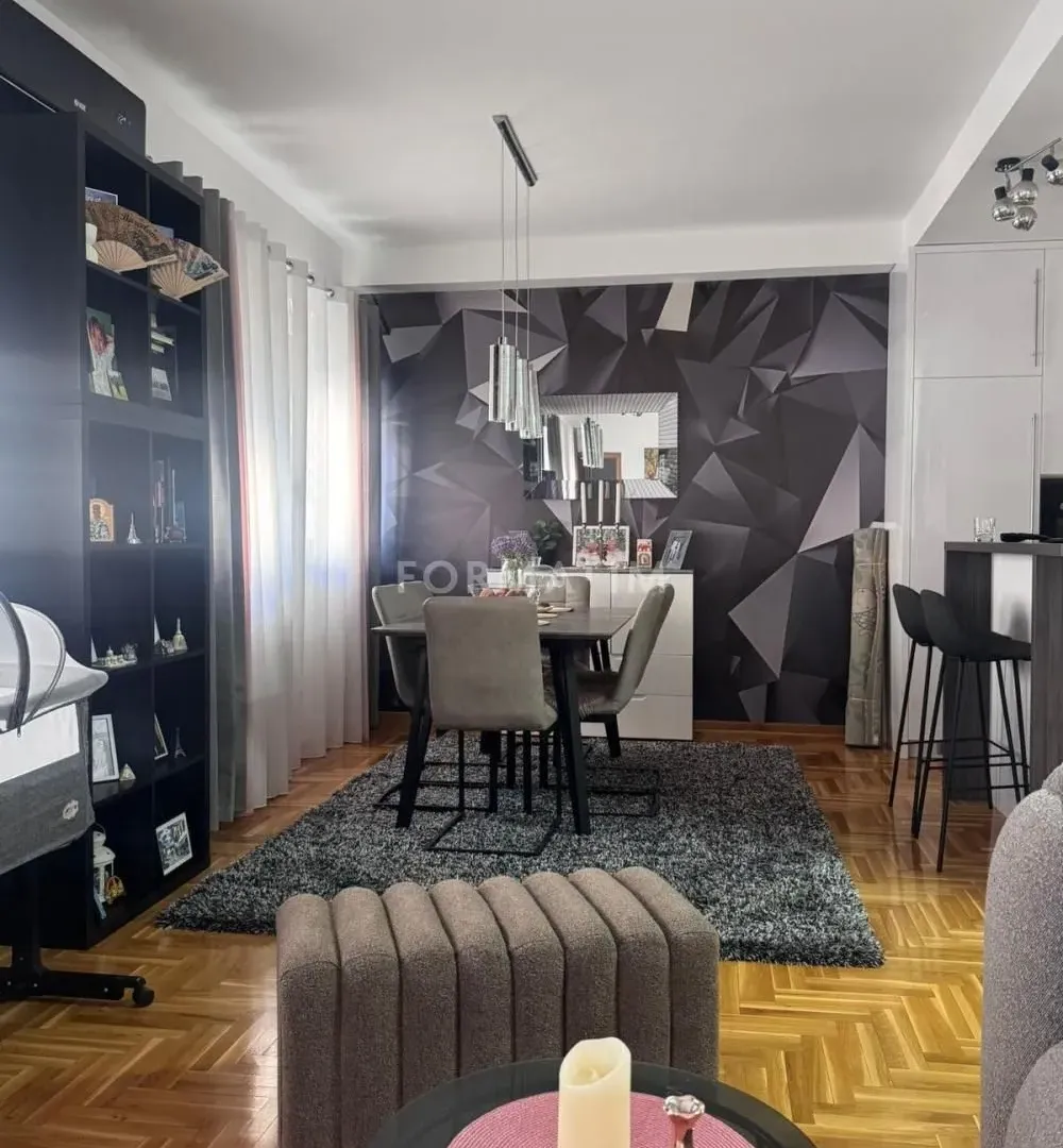 Sale, three bedroom apartment, 70m², Vojvode Vlahovica, Beograd