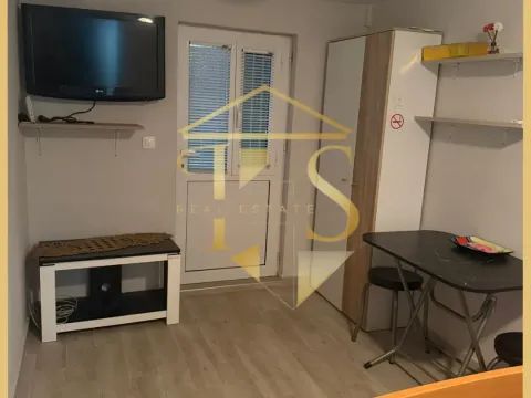 Rent, one bedroom apartment, 45m², Mažina, Tivat - image 7