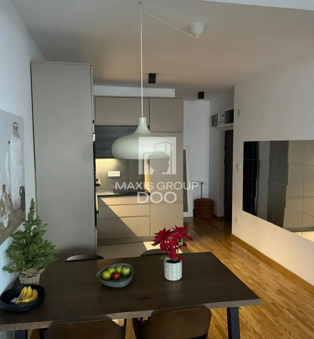 Prodaja, dvosoban stan, 57m², Južni Bulevar, Vračar Sve Podlokacije