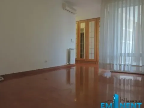 Izdavanje, stan, 203m², Vračar Hram, Vračar Sve Podlokacije - image 6