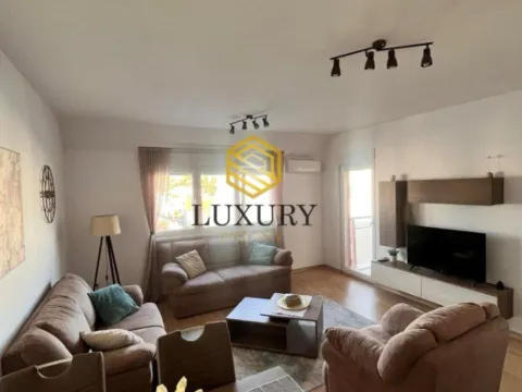 Izdavanje, stan, 63m², Blok 9, Podgorica - image 11