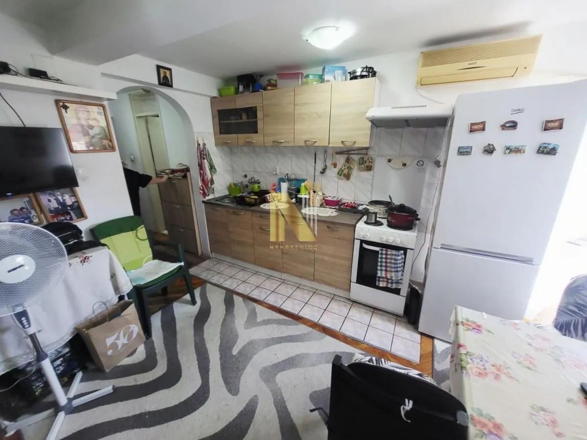 Prodaja, jednosoban stan, 33m², Avijatičarsko naselje, Novi Sad Sve Podlokacije