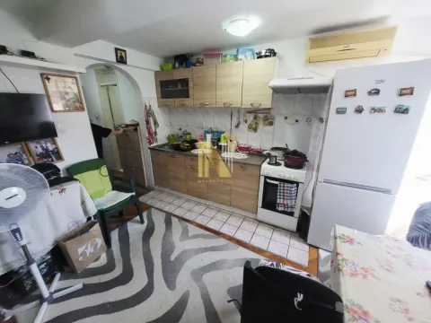 Prodaja, jednosoban stan, 33m², Avijatičarsko naselje, Novi Sad Sve Podlokacije - image 2
