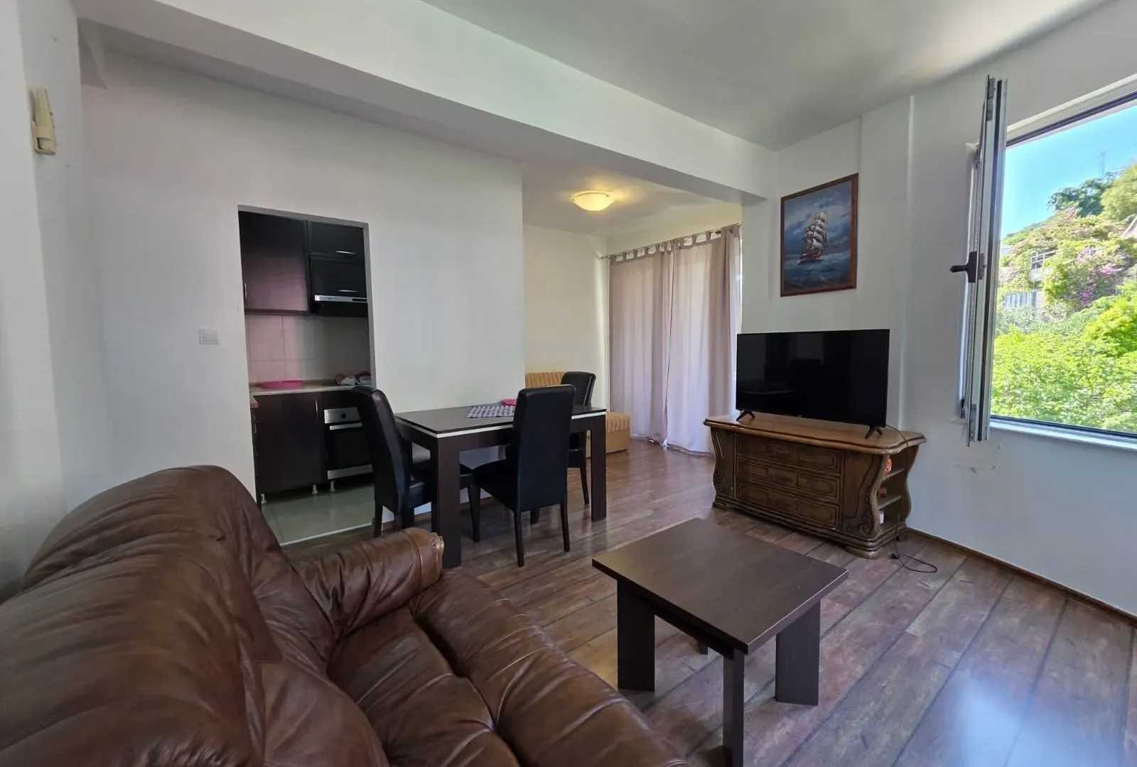 Sale, one bedroom apartment, 50m², Bečići, Budva