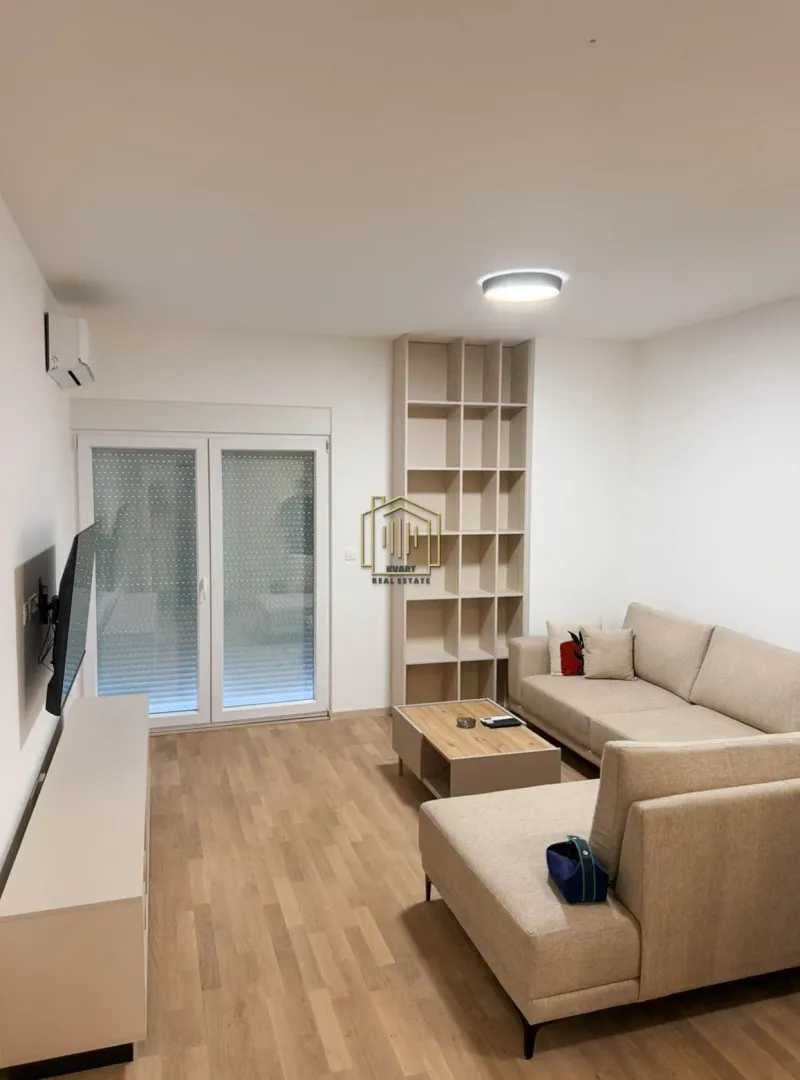 Prodaja, jednosoban stan, 53m², Momišići, Podgorica