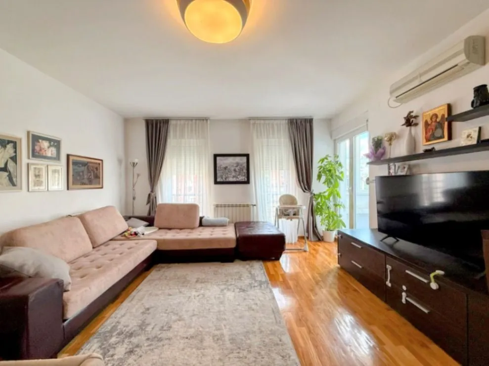 Prodaja, trosoban stan, 97m², Vezirov Most, Podgorica