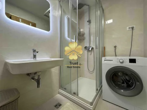 Izdavanje, jednosoban stan, 50m², City Kvart, Podgorica - image 7