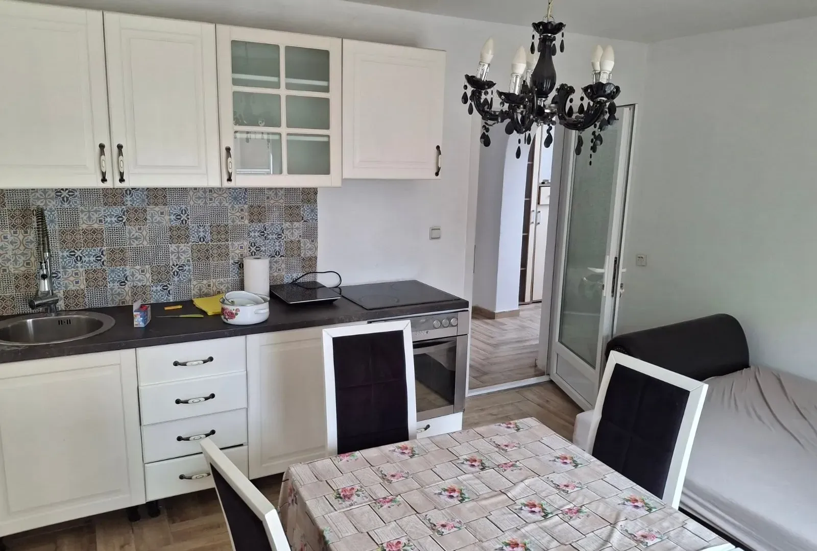 Izdavanje, jednosoban stan, 38m², Dobanovci, Surčin