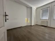 Izdavanje, poslovni prostor, 900m², Veternik, Novi Sad Sve Podlokacije - image 9