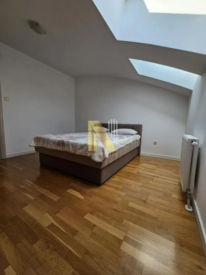 Prodaja, trosoban stan, 99m², Novo naselje, Novi Sad