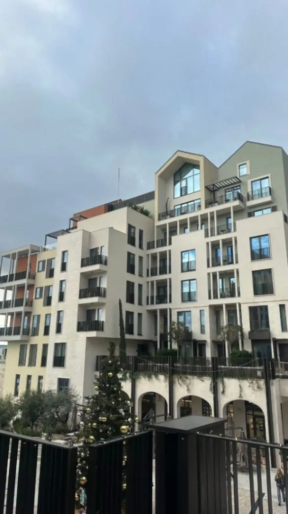 Prodaja, jednosoban stan, 45m², Boka Place, Tivat