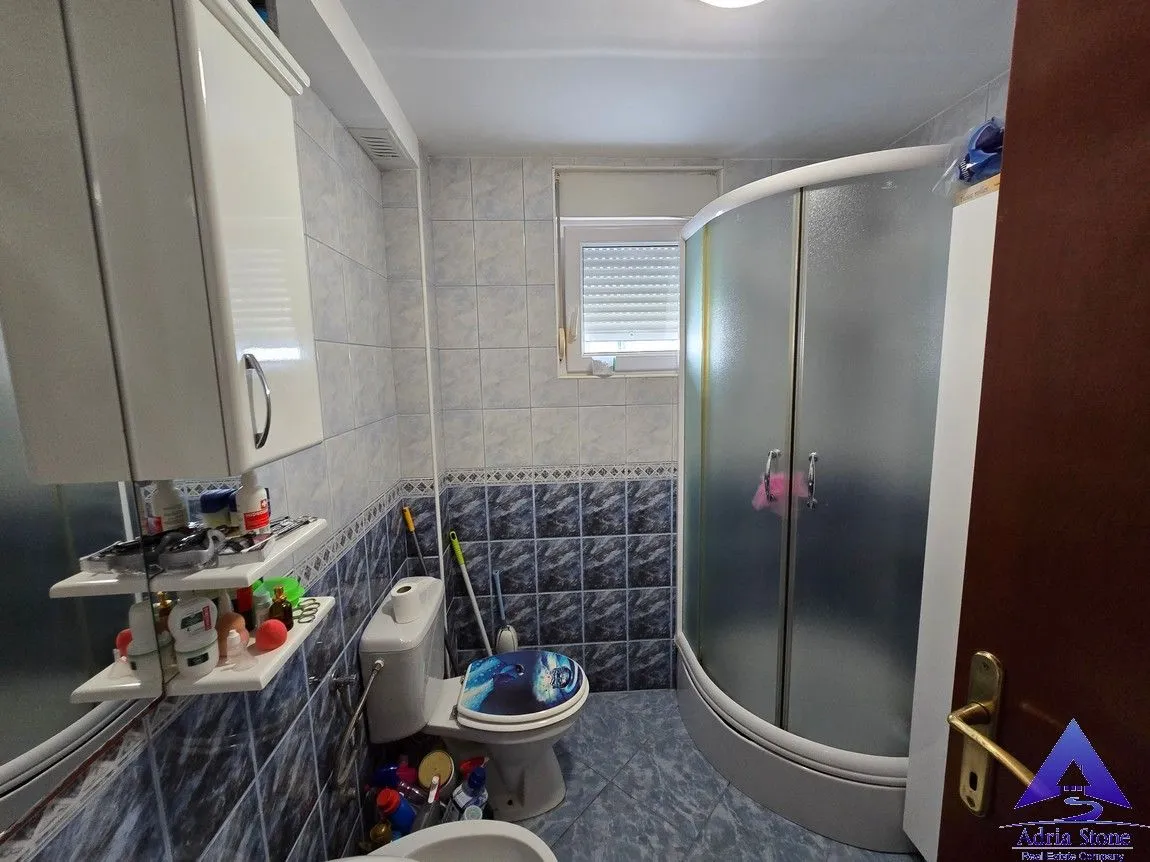 Sale, three bedroom apartment, 107m², Maine, Budva