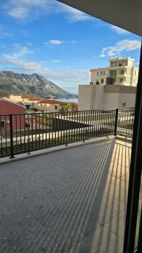 Sale, one bedroom apartment, 77m², Bečići, Budva - image 15