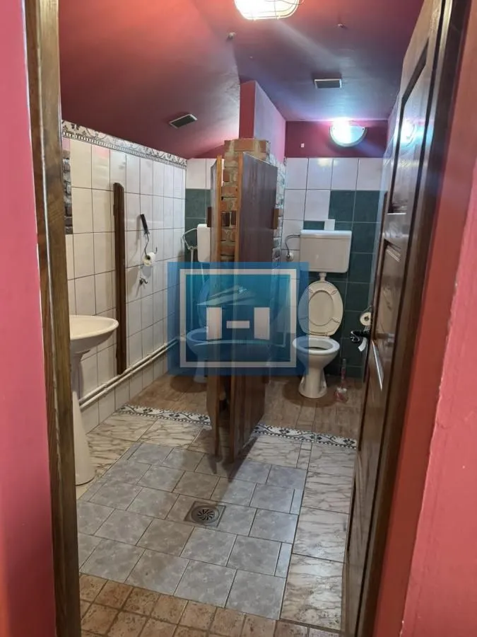 Sale, office space, 900m², Despotovac, Srbija