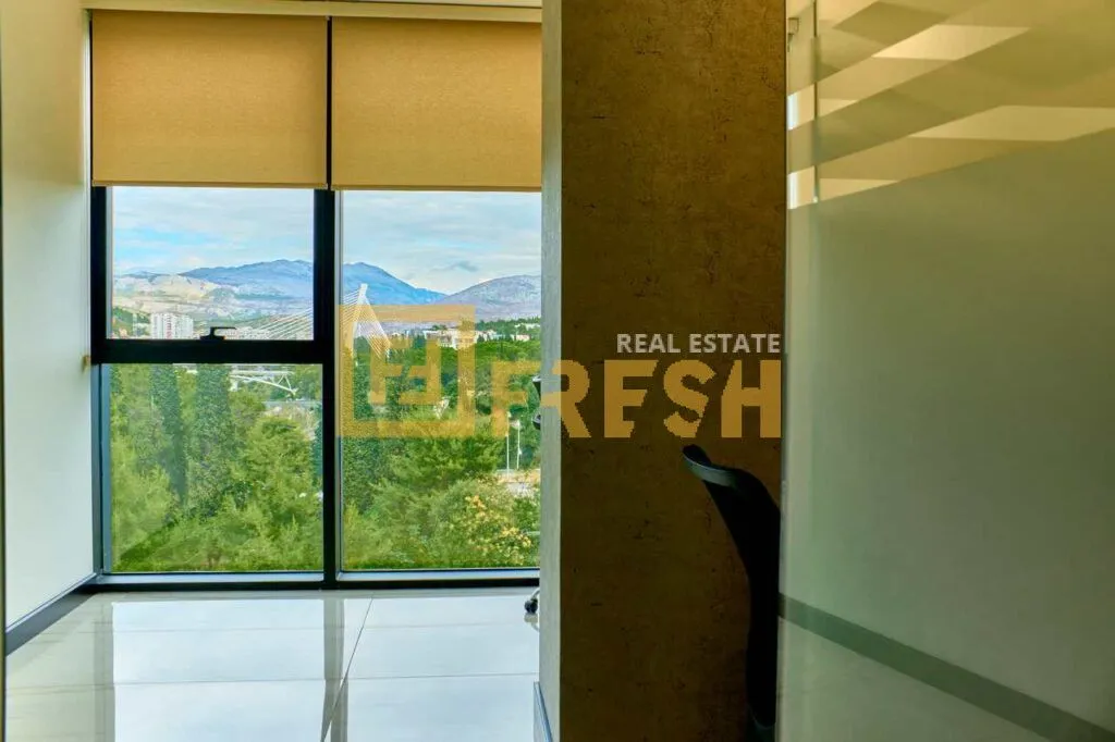 Rent, office space, 250m², Preko Morače, Podgorica
